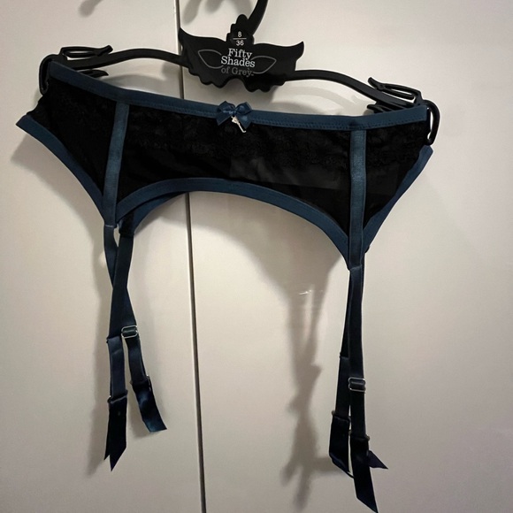 NWT Fifty Shades of Grey Garter Belt 4 - Picture 1 of 4